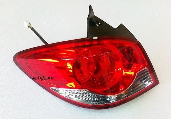 Chevrolet Cruze HatchBack Stop Lambası Sol