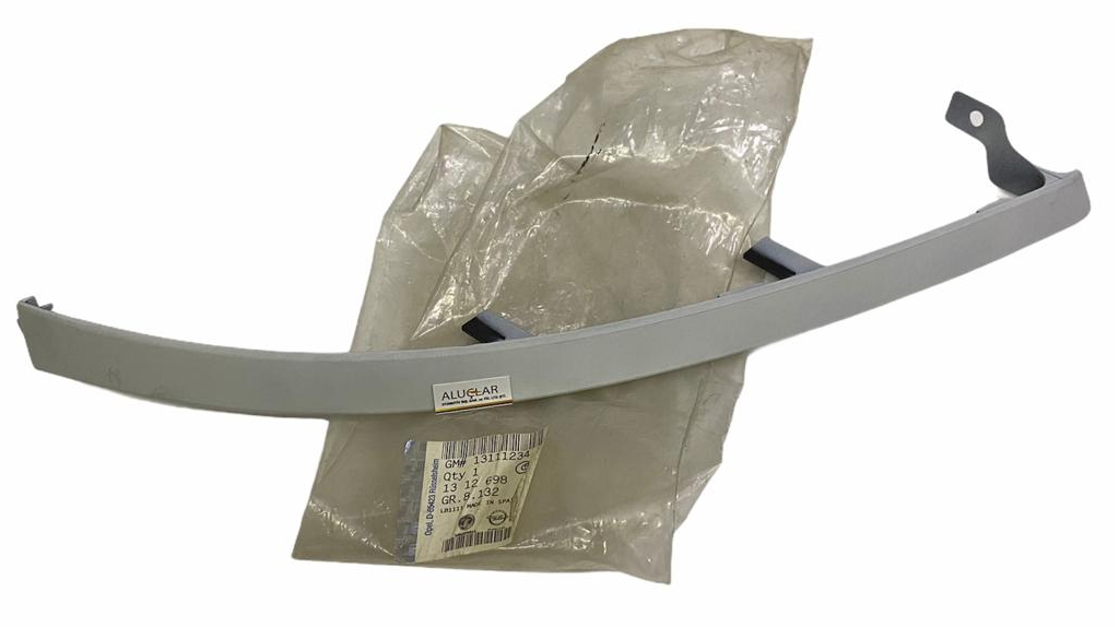 Opel Omega B Ön Tampon Kaşı Makyajlı Sağ Astarlı GM