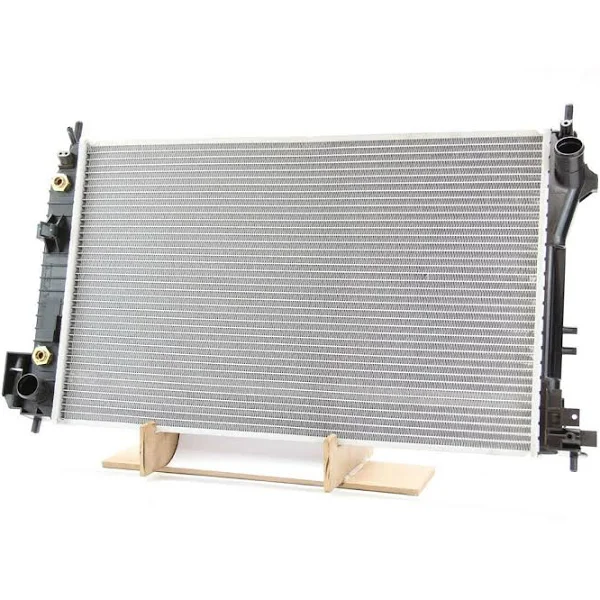 Vectra C 2.2 Dizel Otomatik Su Radyatörü Brazing